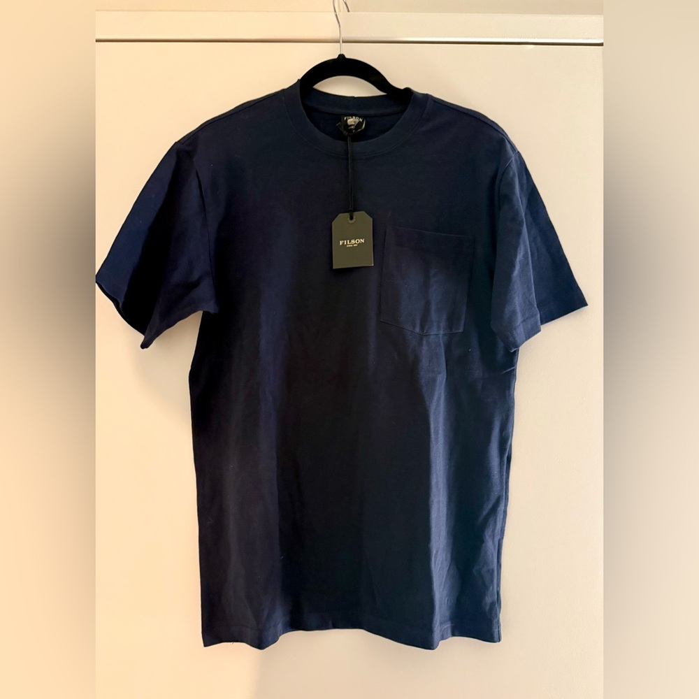 NWT Filson Solid One Pocket T-Shirt (Navy with Graphics on Back)